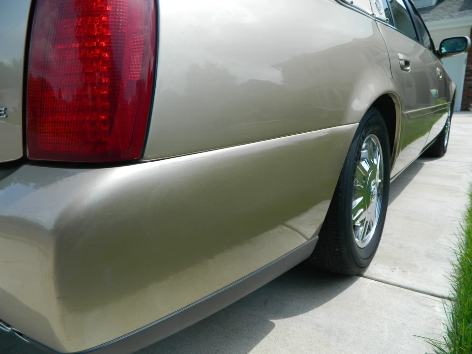 2005 Cadillac DeVille 8th Gen - Image 17 of 31