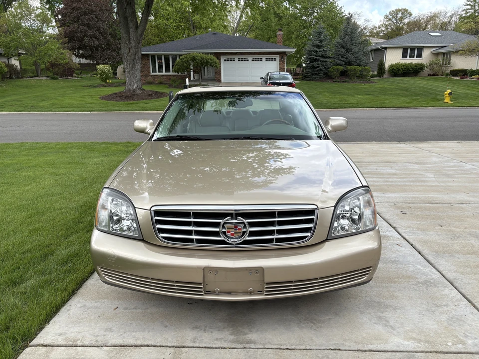 2005 Cadillac DeVille 8th Gen - Image 9 of 31