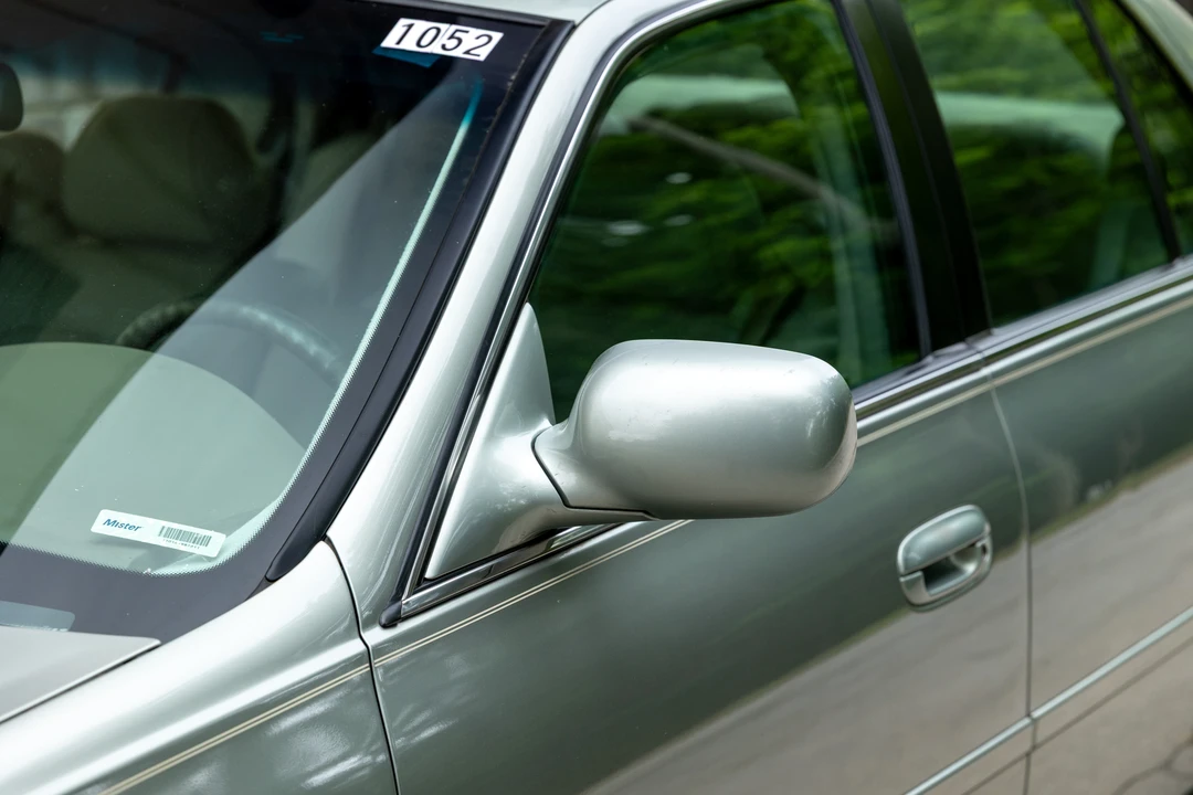 2005 Cadillac DeVille 8th Gen - Image 19 of 31