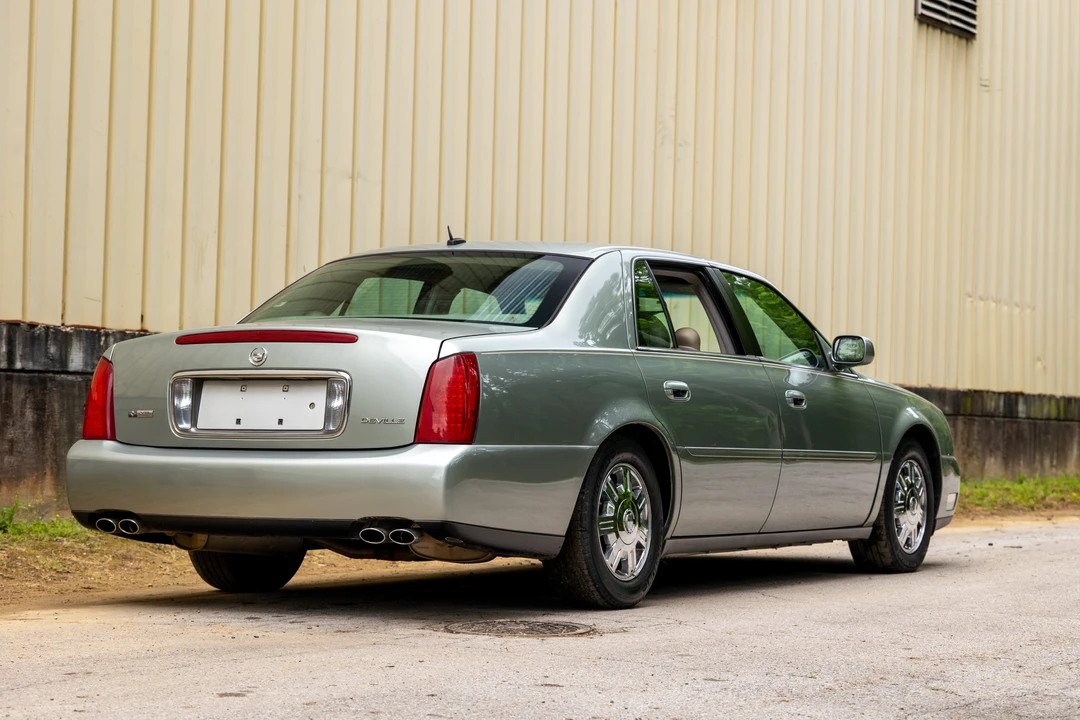 2005 Cadillac DeVille 8th Gen - Image 8 of 31