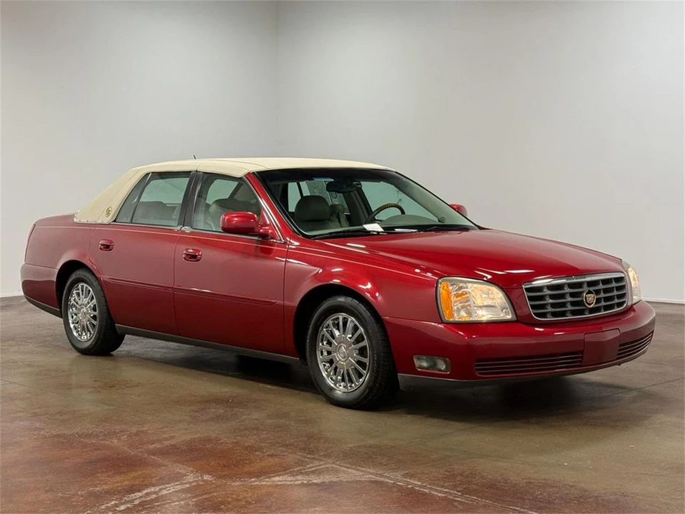 2005 Cadillac DeVille 8th Gen - Image 21 of 31