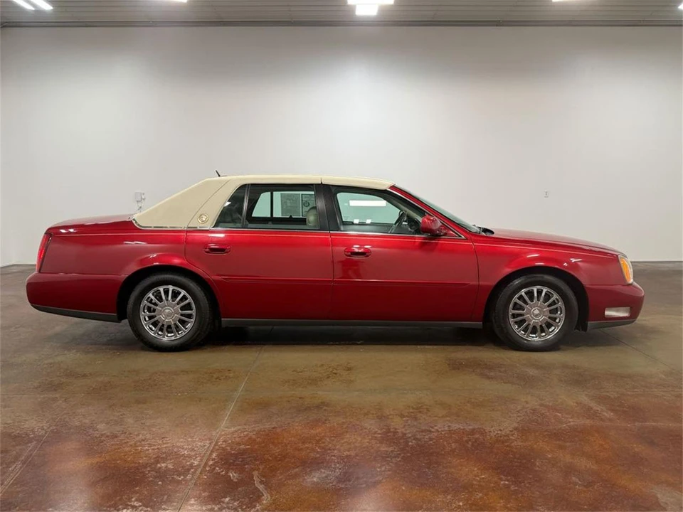 2005 Cadillac DeVille 8th Gen - Image 22 of 31
