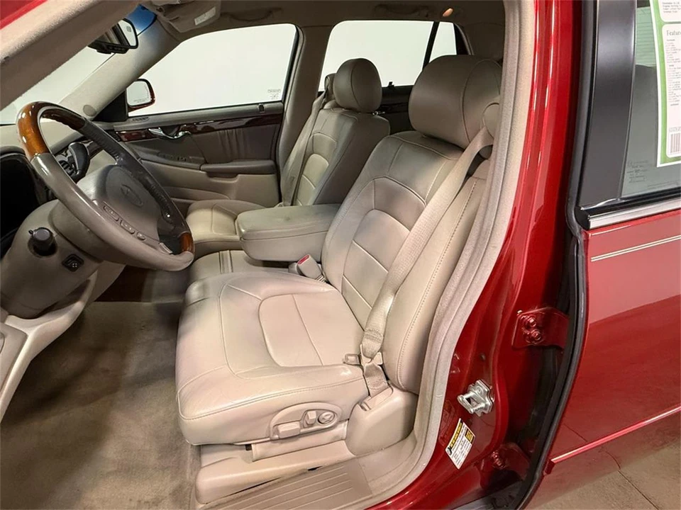 2005 Cadillac DeVille 8th Gen - Image 12 of 31