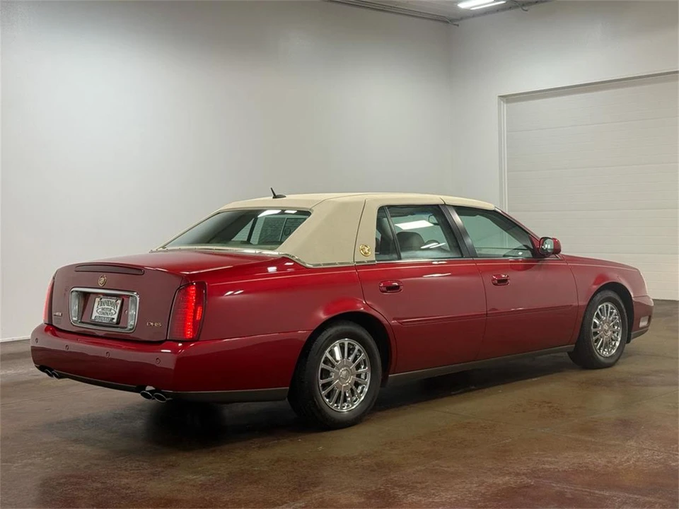 2005 Cadillac DeVille 8th Gen - Image 4 of 31