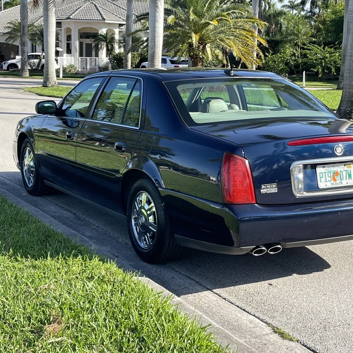 2005 Cadillac DeVille 8th Gen - Image 9 of 12