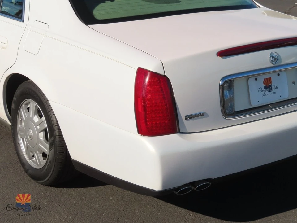 2005 Cadillac DeVille 8th Gen - Image 15 of 21