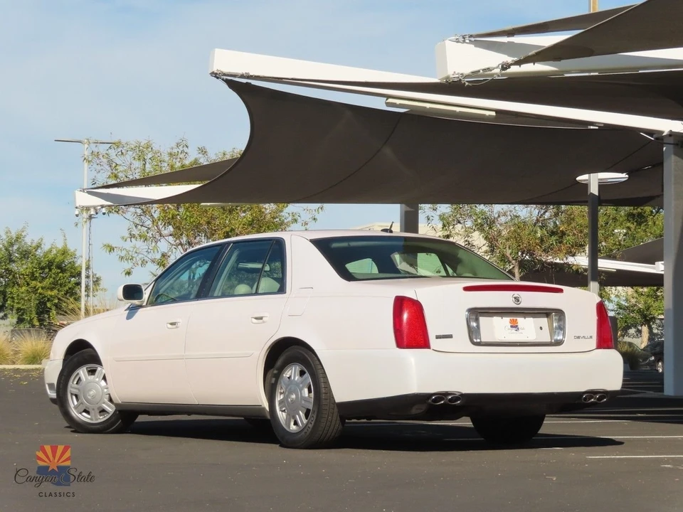 2005 Cadillac DeVille 8th Gen - Image 2 of 21