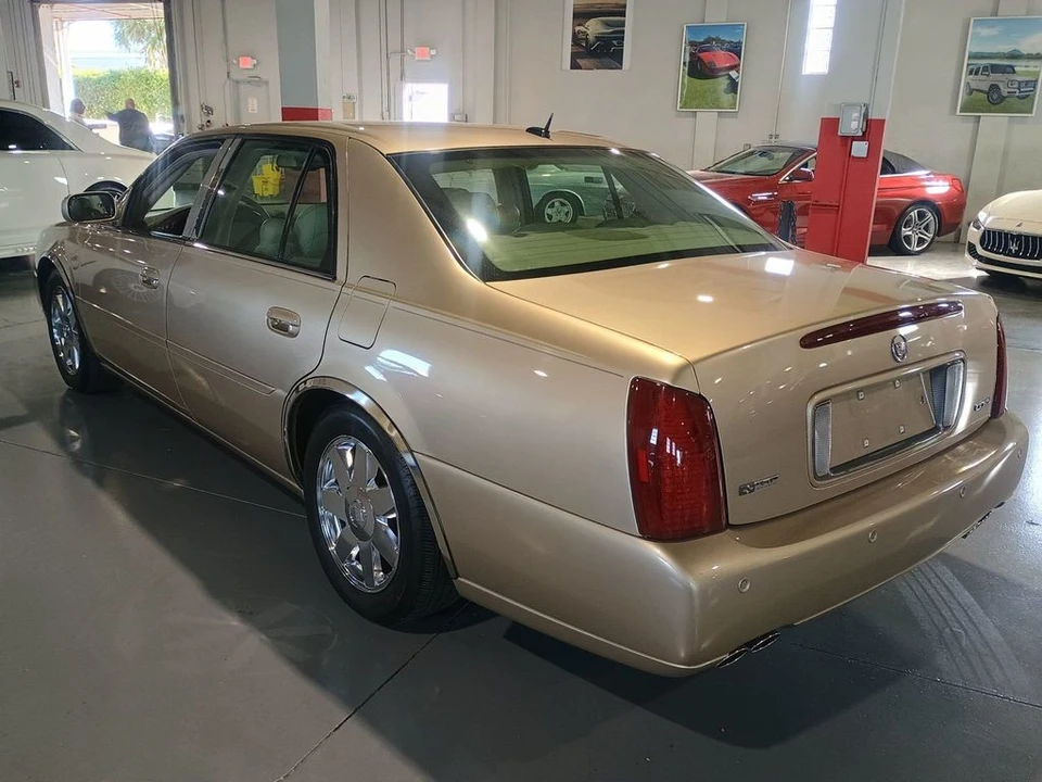 2005 Cadillac DeVille 8th Gen - Image 3 of 12