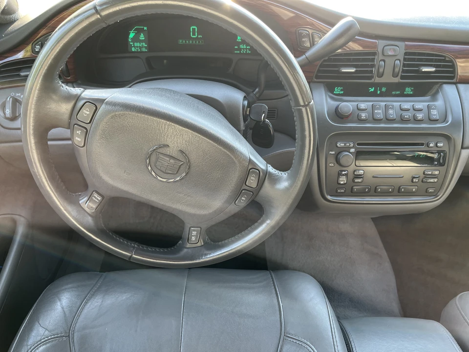 2005 Cadillac DeVille 8th Gen - Image 6 of 7