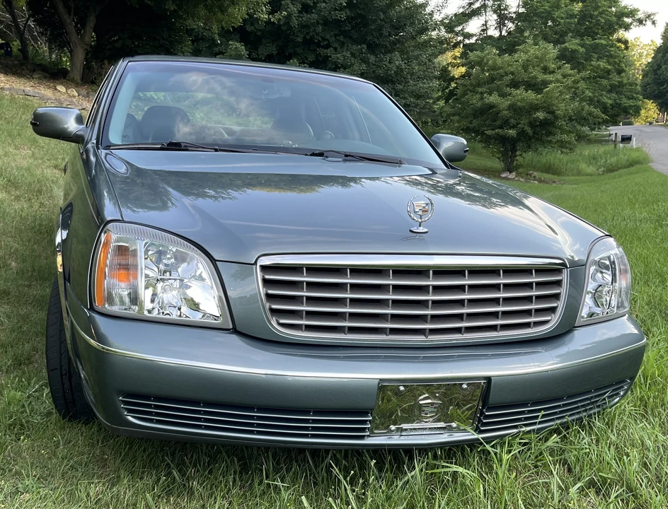 2005 Cadillac DeVille 8th Gen - Image 2 of 7