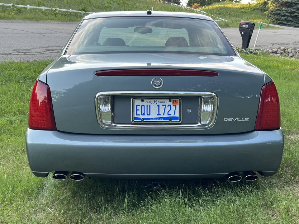 2005 Cadillac DeVille 8th Gen - Image 4 of 7