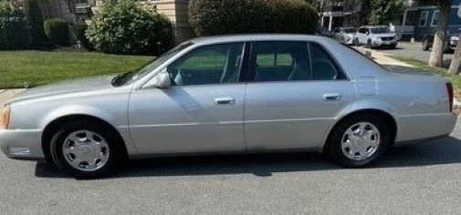 2005 Cadillac DeVille 8th Gen - Image 3 of 17