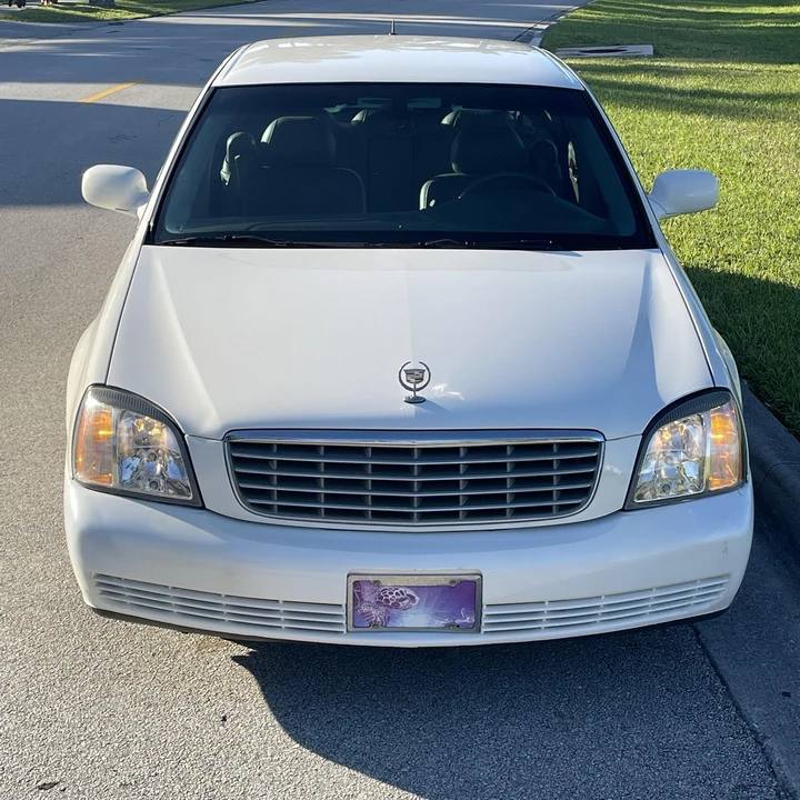 2005 Cadillac DeVille 8th Gen - Image 4 of 12