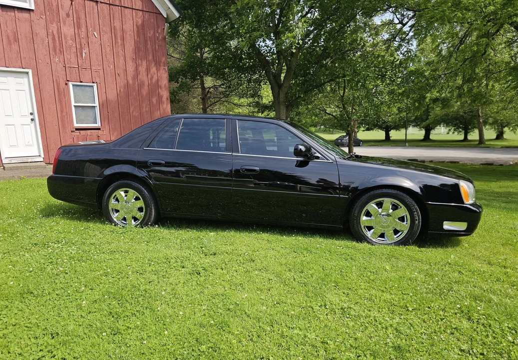 2005 Cadillac DeVille 8th Gen - Image 20 of 31