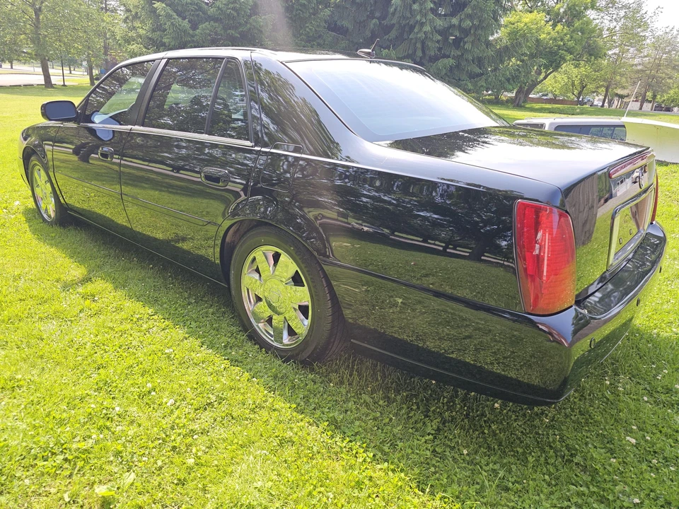 2005 Cadillac DeVille 8th Gen - Image 17 of 31