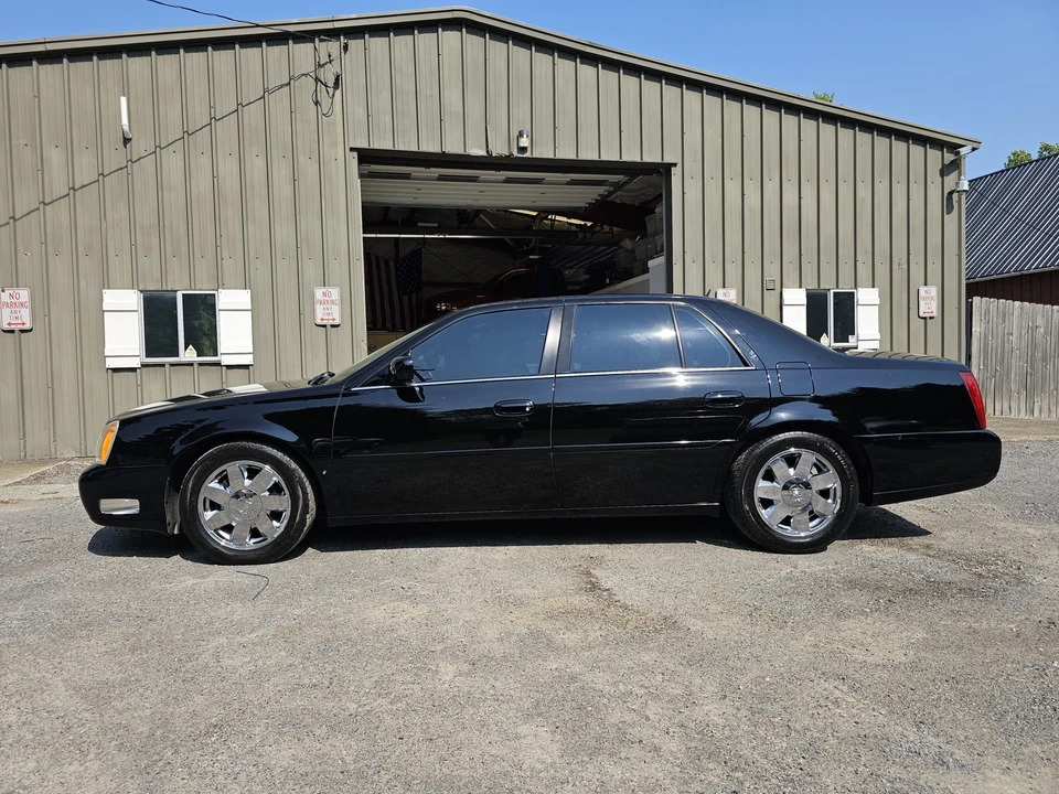 2005 Cadillac DeVille 8th Gen - Image 4 of 31