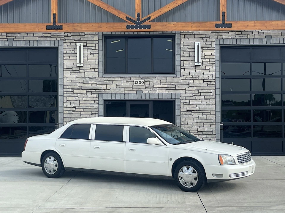 2005 Cadillac DeVille 8th Gen - Image 12 of 31