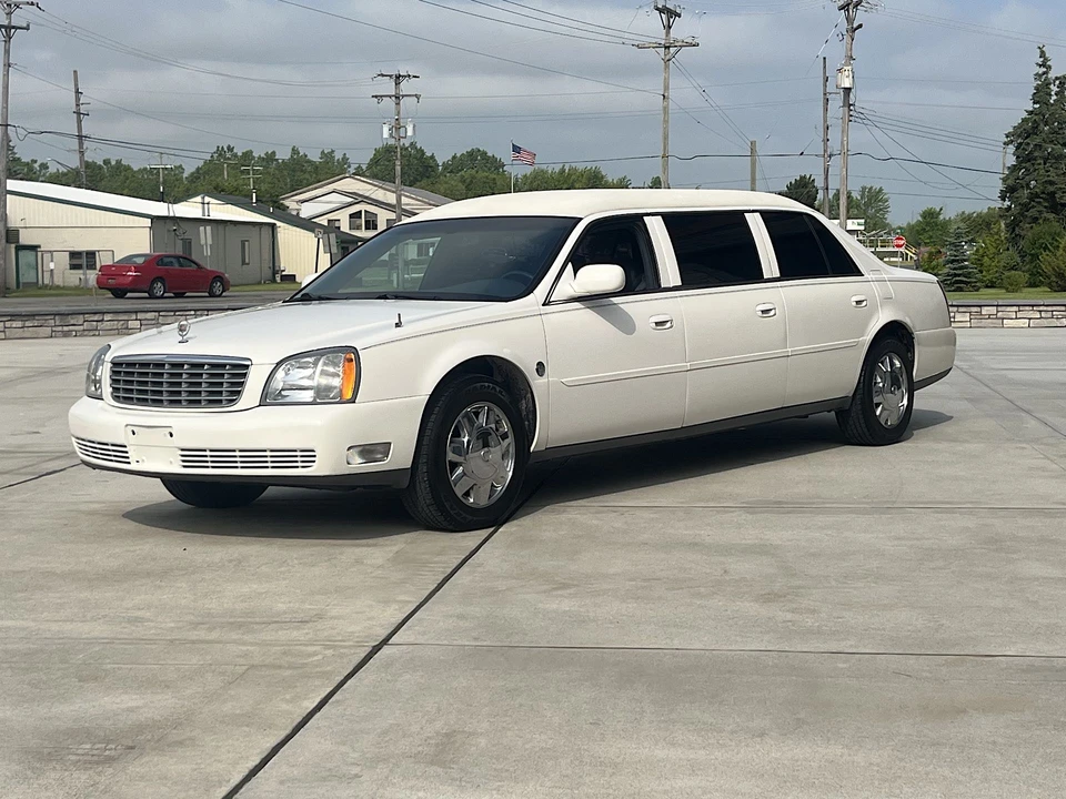 2005 Cadillac DeVille 8th Gen - Image 8 of 31