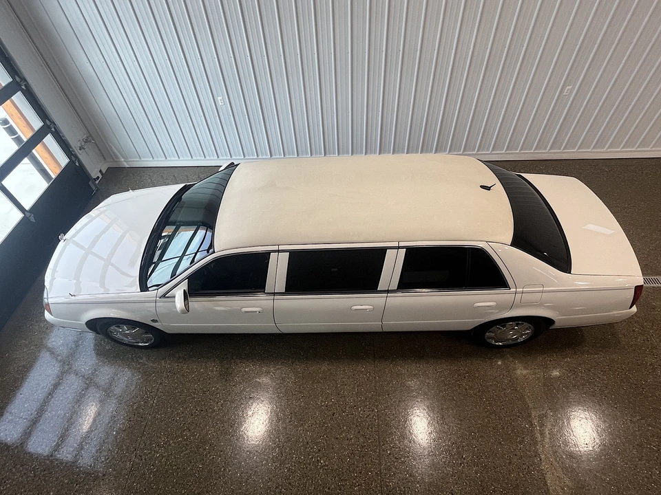 2005 Cadillac DeVille 8th Gen - Image 15 of 31