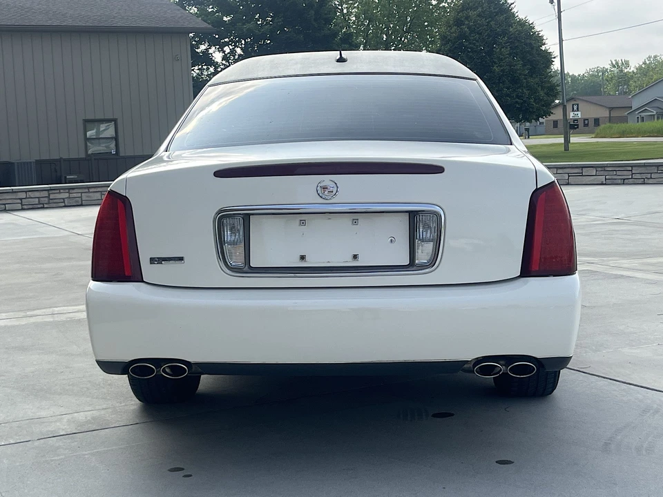 2005 Cadillac DeVille 8th Gen - Image 6 of 31