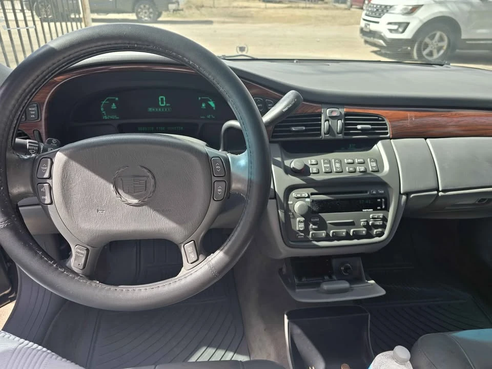 2005 Cadillac DeVille 8th Gen - Image 7 of 13