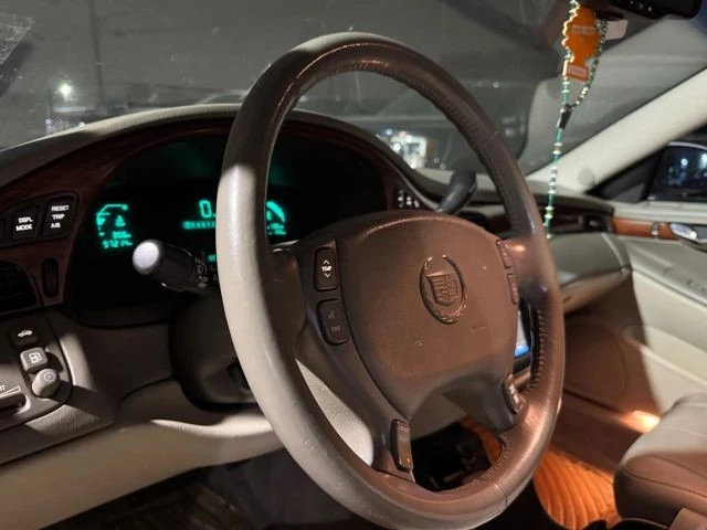 2005 Cadillac DeVille 8th Gen - Image 10 of 21