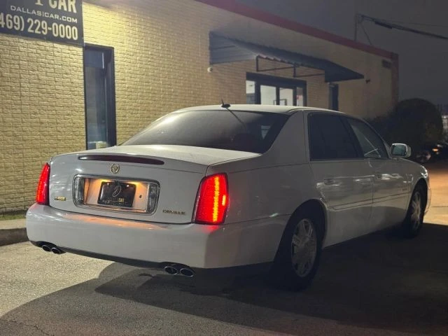 2005 Cadillac DeVille 8th Gen - Image 4 of 21
