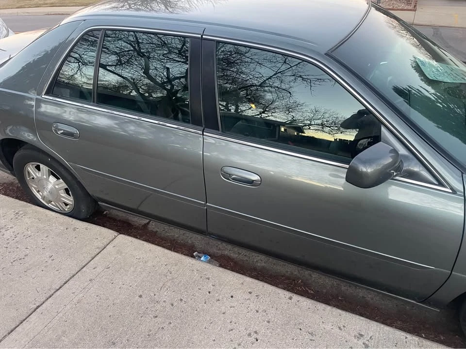 2005 Cadillac DeVille 8th Gen - Image 5 of 6