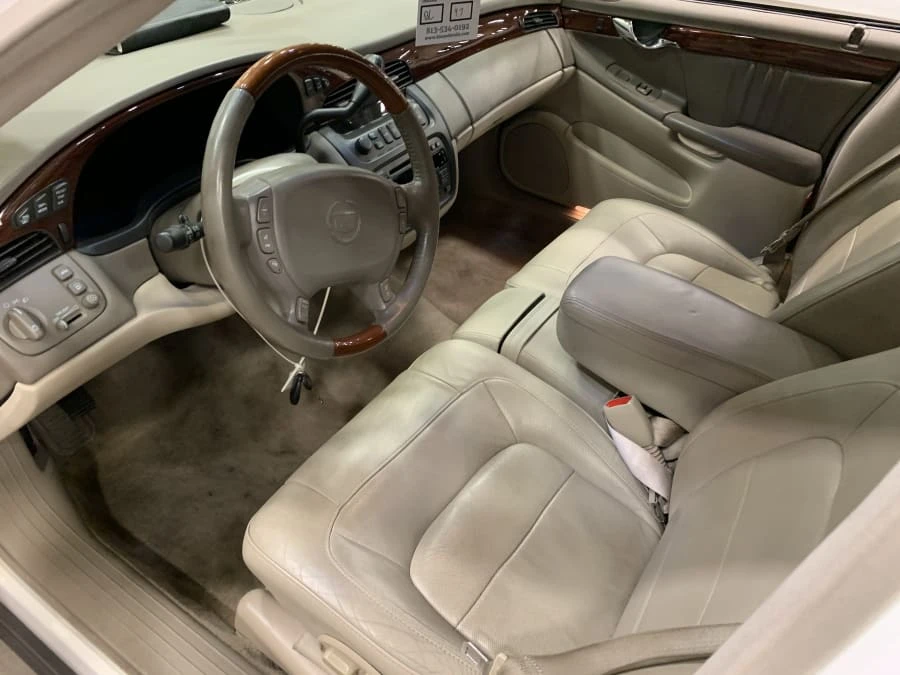 2005 Cadillac DeVille 8th Gen - Image 4 of 8
