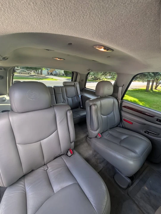 2005 Cadillac Escalade & EXT 2nd Gen - Image 8 of 11