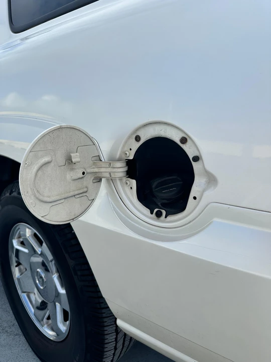 2005 Cadillac Escalade & EXT 2nd Gen - Image 15 of 31