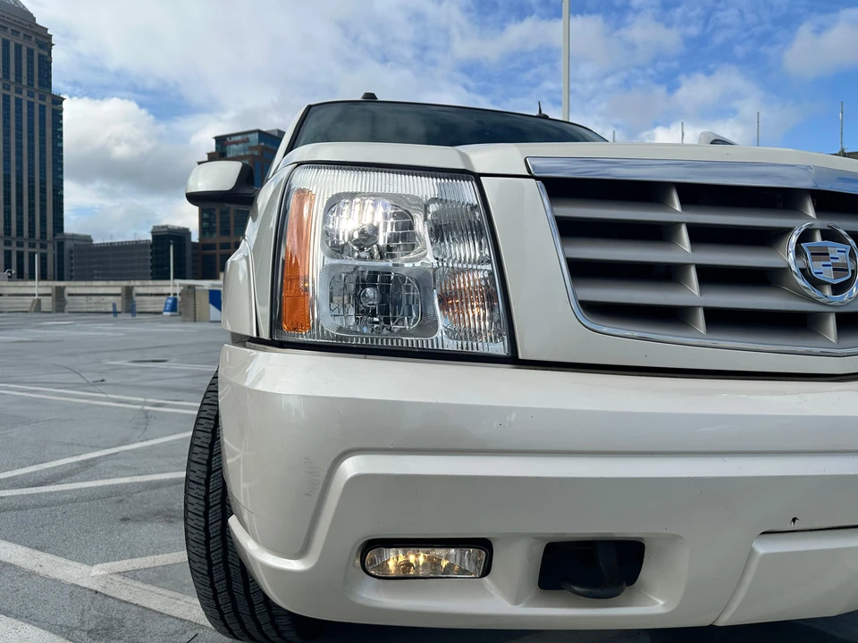 2005 Cadillac Escalade & EXT 2nd Gen - Image 10 of 31