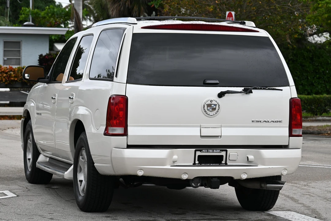 2005 Cadillac Escalade & EXT 2nd Gen - Image 5 of 31