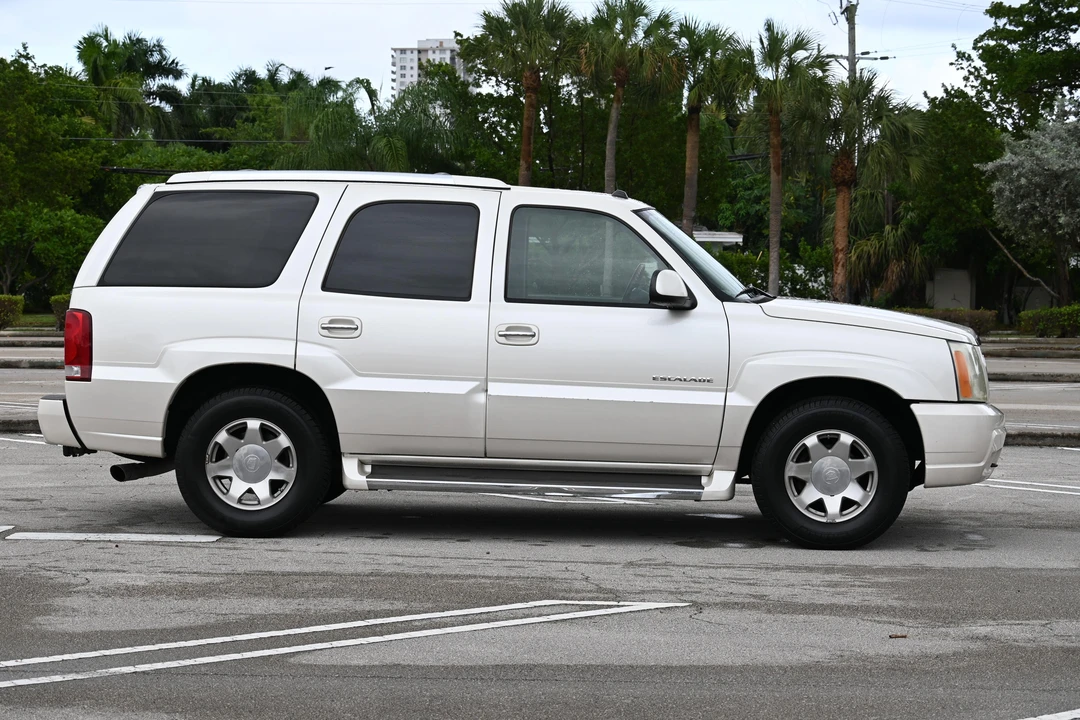 2005 Cadillac Escalade & EXT 2nd Gen - Image 13 of 31