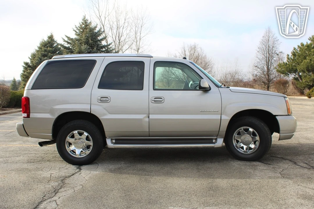 2005 Cadillac Escalade & EXT 2nd Gen - Image 10 of 12