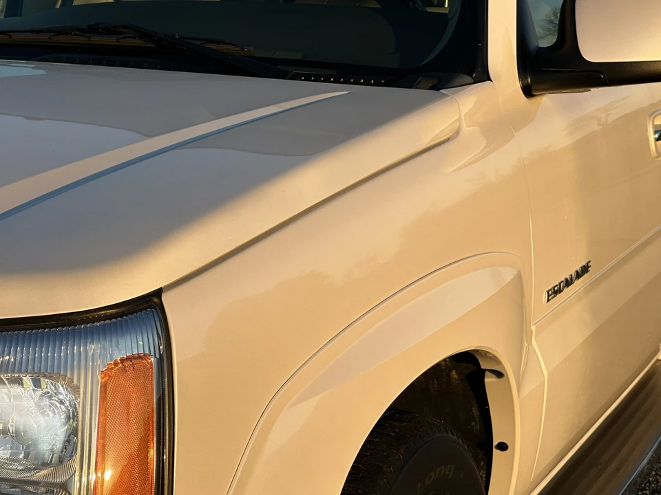 2005 Cadillac Escalade & EXT 2nd Gen - Image 19 of 31