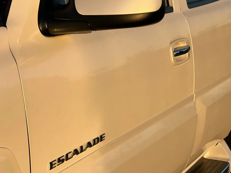 2005 Cadillac Escalade & EXT 2nd Gen - Image 20 of 31