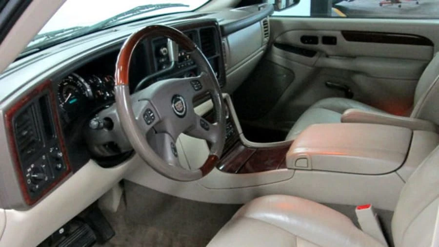 2005 Cadillac Escalade & EXT 2nd Gen - Image 3 of 6