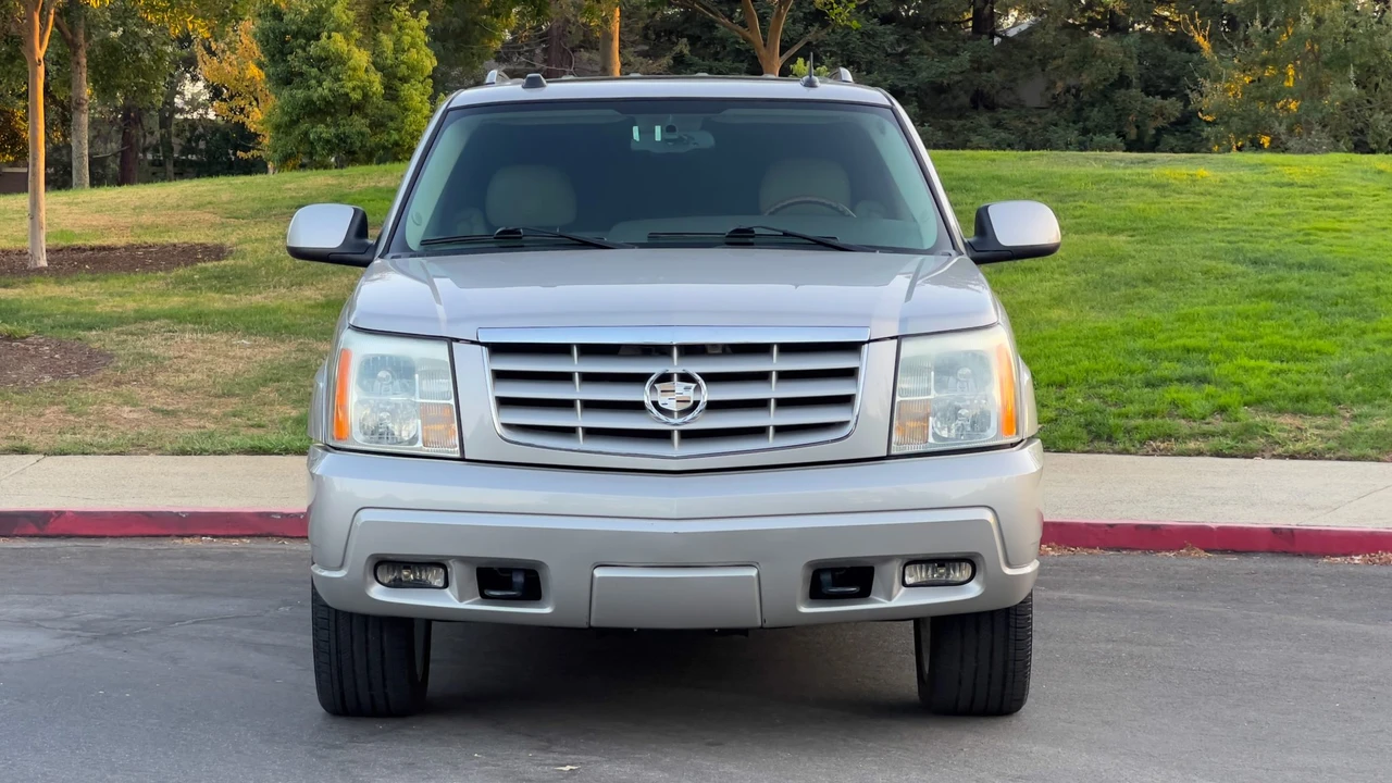 2005 Cadillac Escalade & EXT 2nd Gen - Image 31 of 31