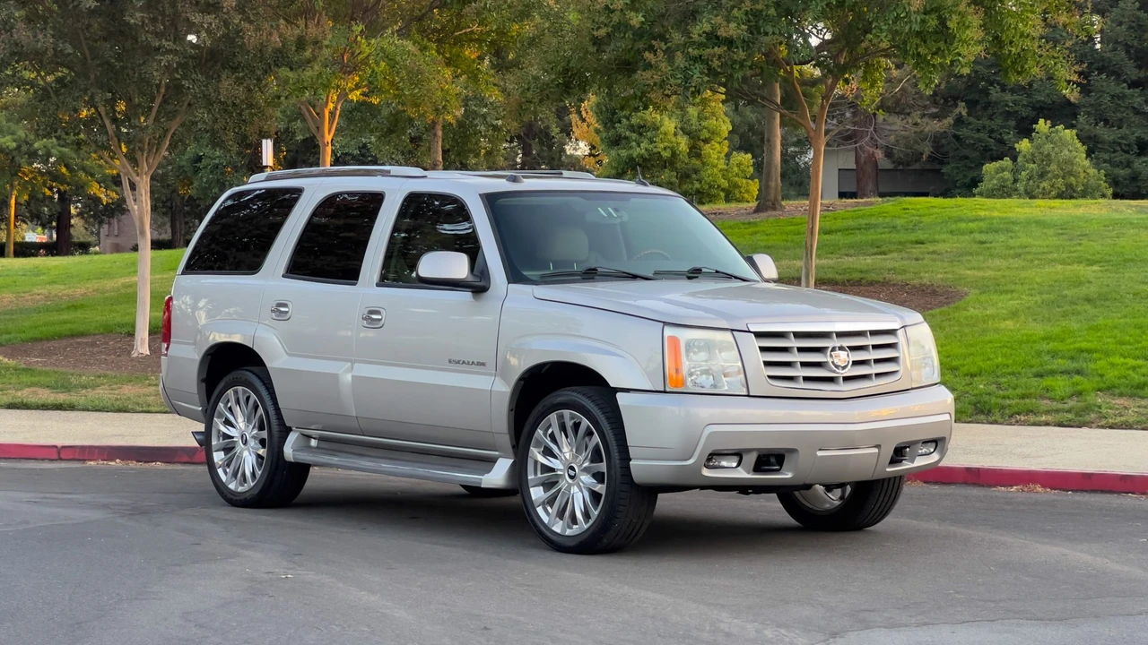 2005 Cadillac Escalade & EXT 2nd Gen - Image 27 of 31