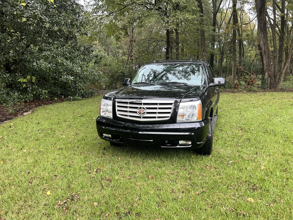 2005 Cadillac Escalade & EXT 2nd Gen - Image 3 of 31
