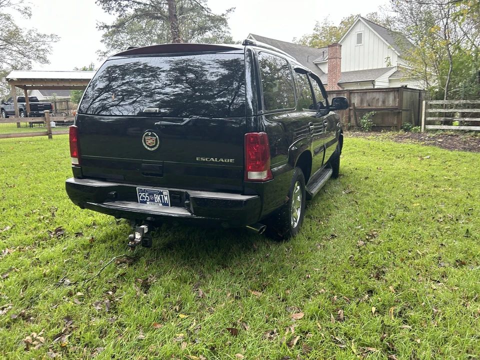 2005 Cadillac Escalade & EXT 2nd Gen - Image 9 of 31