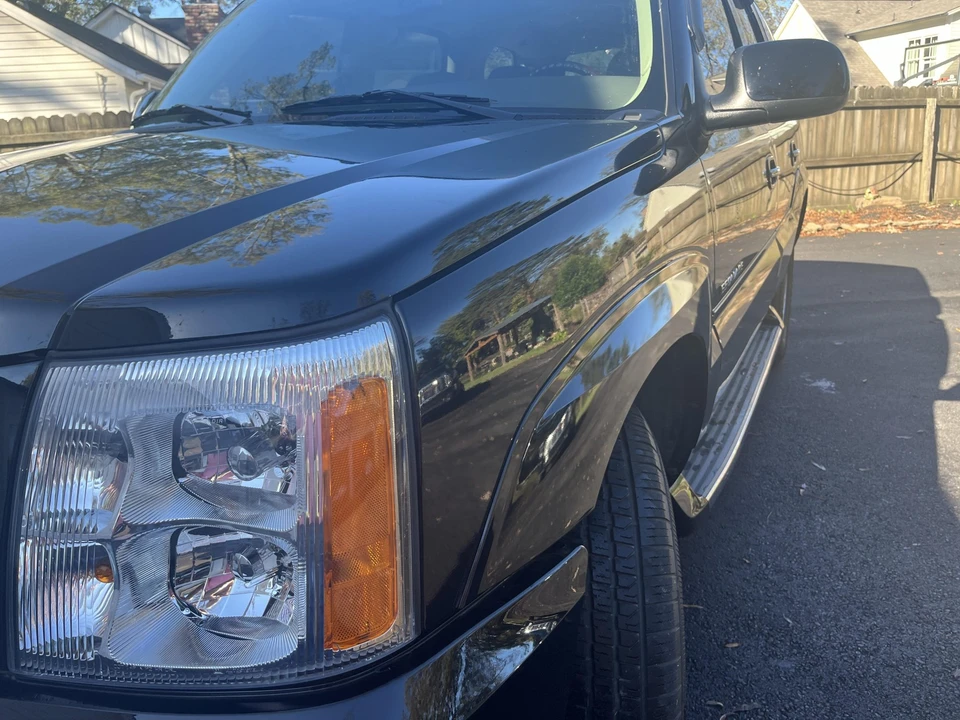2005 Cadillac Escalade & EXT 2nd Gen - Image 19 of 31