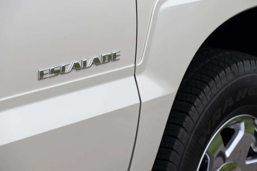 2005 Cadillac Escalade & EXT 2nd Gen - Image 13 of 29
