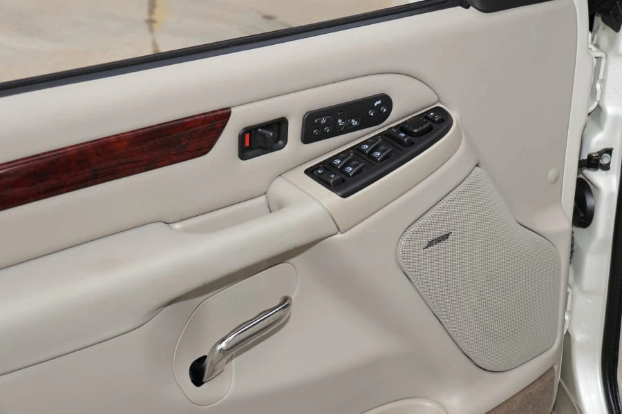 2005 Cadillac Escalade & EXT 2nd Gen - Image 21 of 29