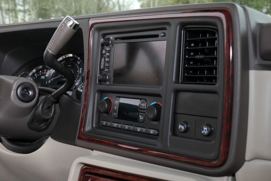 2005 Cadillac Escalade & EXT 2nd Gen - Image 16 of 29
