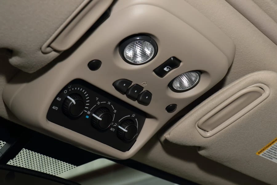 2005 Cadillac Escalade & EXT 2nd Gen - Image 15 of 29