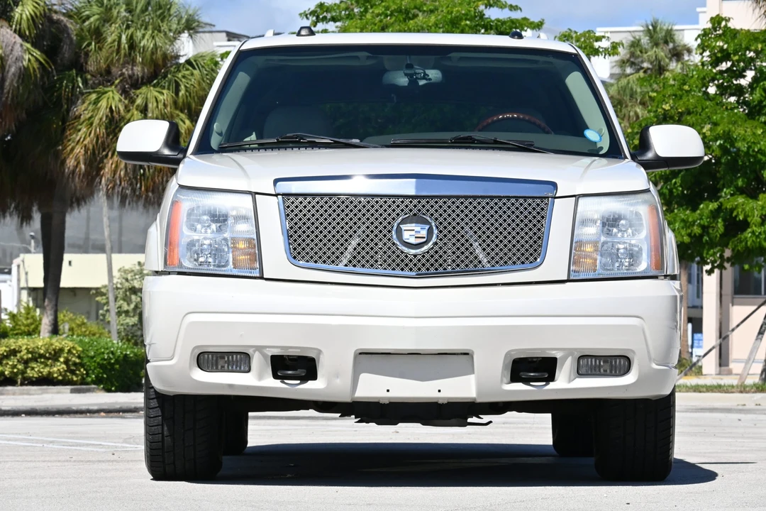 2005 Cadillac Escalade & EXT 2nd Gen - Image 21 of 31