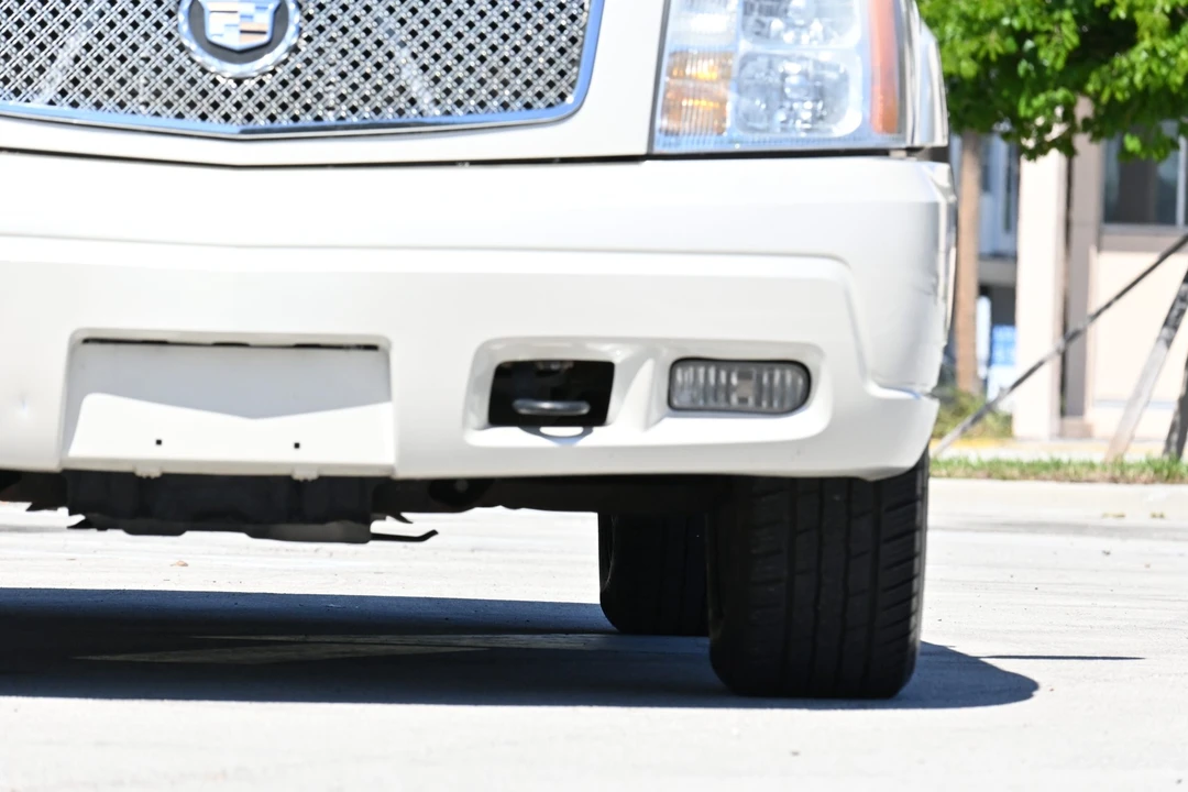 2005 Cadillac Escalade & EXT 2nd Gen - Image 29 of 31