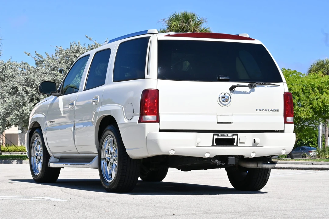 2005 Cadillac Escalade & EXT 2nd Gen - Image 10 of 31